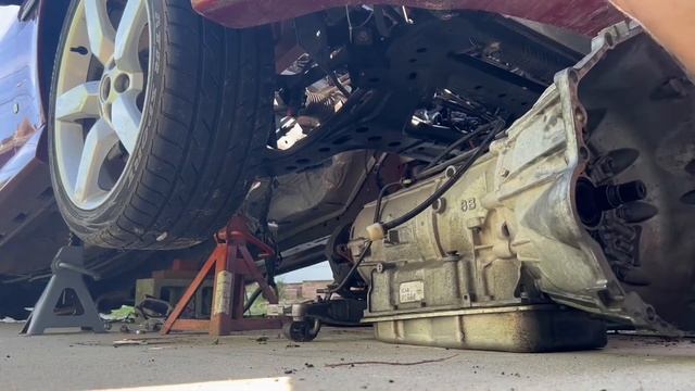 Pulling Transmission from Pontiac G8! Kind of Easy смотреть онлайн