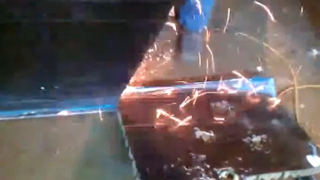Проверка бронированной китайской двери на прочность) смотреть онлайн