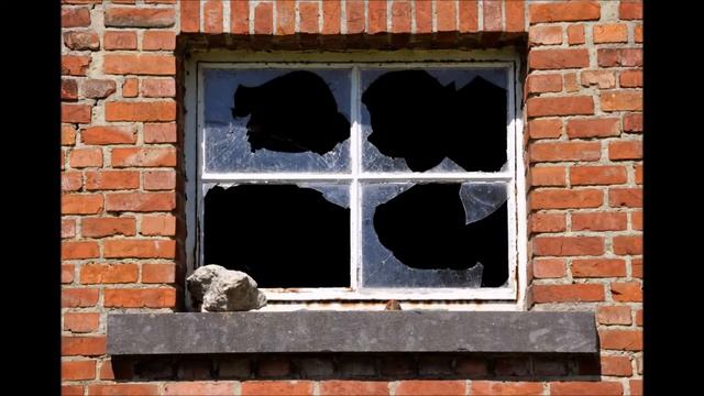 Window break sound смотреть онлайн