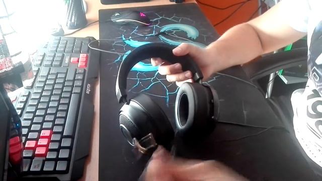 Unboxing | RAZER KRAKEN PRO V2 смотреть онлайн
