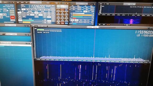 SDR play rsp1a Vs xhdata d-808 on VHF civil airband and vor beacons смотреть онлайн