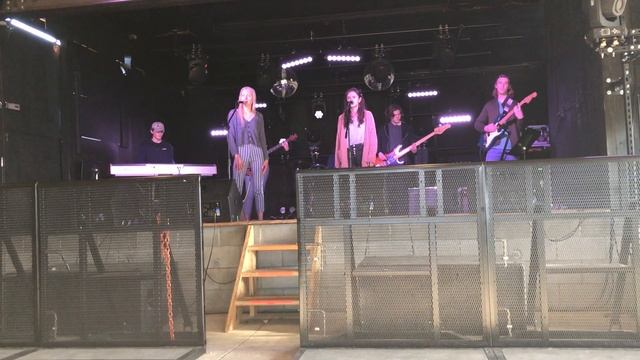 AMS Rock Band (Minør) - Suddenly I See смотреть онлайн