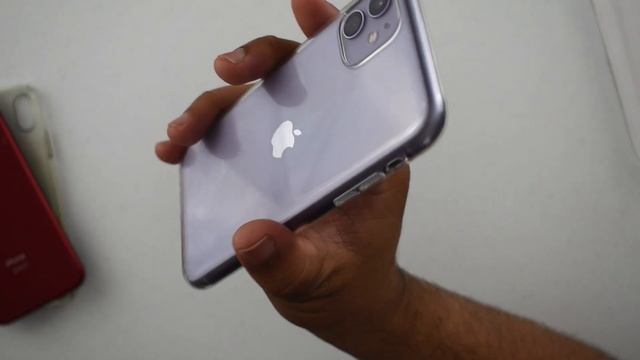 $40 Apple Clear Case Unboxing - Is it a ripoff? смотреть онлайн