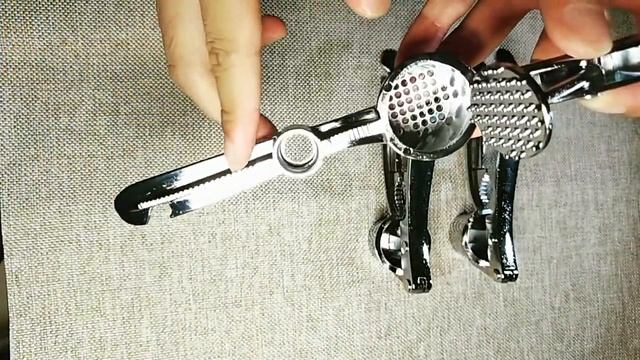 Stainless Steel Multifunction Garlic Press смотреть онлайн