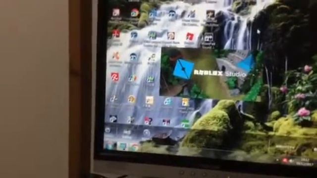 Starting ROBLOX Studio 2017 onto your COMPAQ computer смотреть онлайн