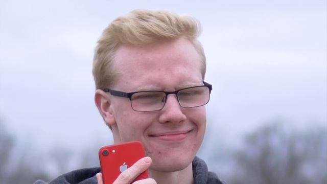 17 things to do with the Red iPhone 7 смотреть онлайн