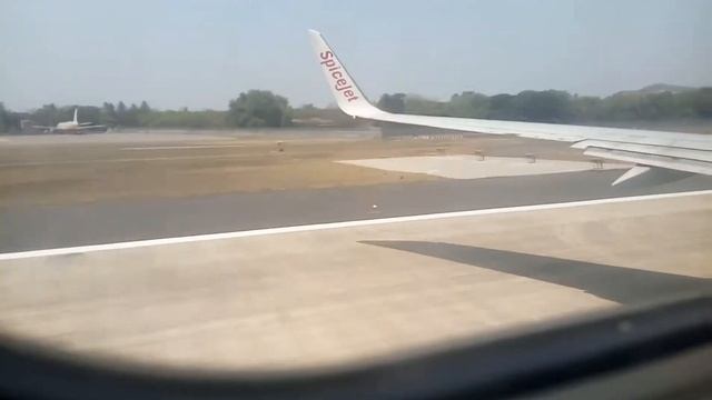 Smooth Takeoff from SpiceJet aircraft #mumbaiairport #airports #takeoffs #planes смотреть онлайн