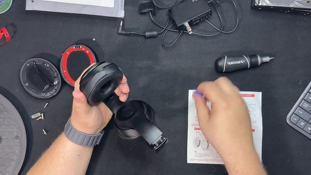Easy DIY Tutorial: Replacing Ear Cushions on Beats Studio 3 Headphones смотреть онлайн