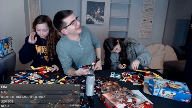 My Friends Build LEGO Sets WITHOUT INSTRUCTIONS! смотреть онлайн