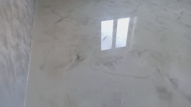 Эпоксидный пол в коттедже.