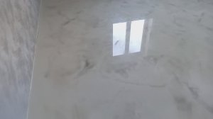 Эпоксидный пол в коттедже.