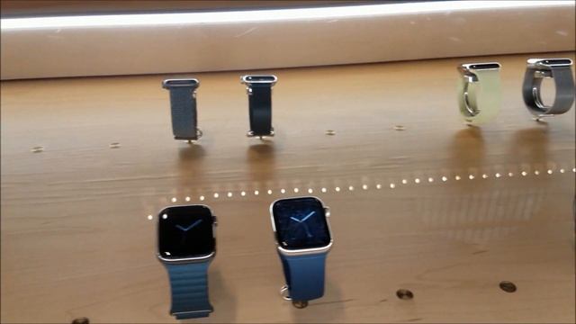 Visit The biggest Apple Store at Grand Central Terminal, New York City смотреть онлайн