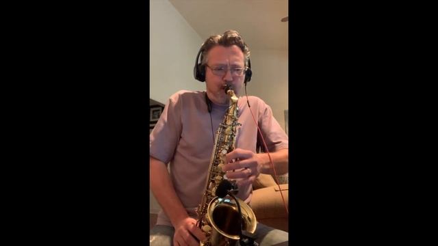 Tuyo (sax cover) смотреть онлайн