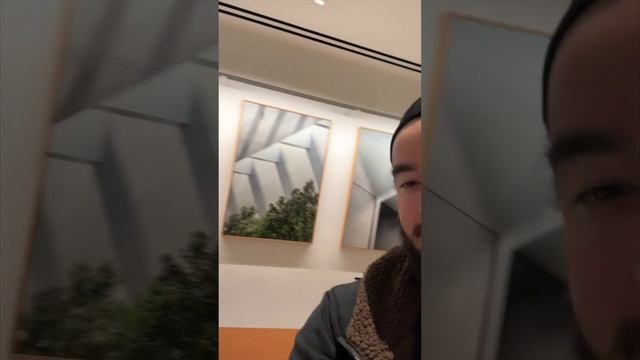 La increíble tienda Apple the Grove en Los Ángeles смотреть онлайн