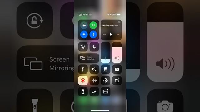 iOS 14 - YouTube stopped PiP again, don't worry, you can still listen to music, even on headphones🤪 смотреть онлайн