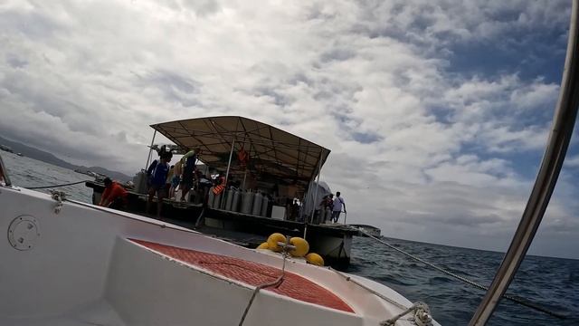 "Safe and Secure: Exploring Boracay's Underwater World with Helmet Diving and Scuba Diving" P5 смотреть онлайн
