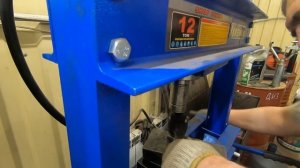 Ремонт подвески на шкворнях ВОЛГА ГАЗ-3110