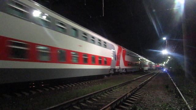 Электровоз ЭП20-059 с двухэтажным поездом Москва-Брянск (обкатка) станция Нара 7.07.2019 смотреть онлайн