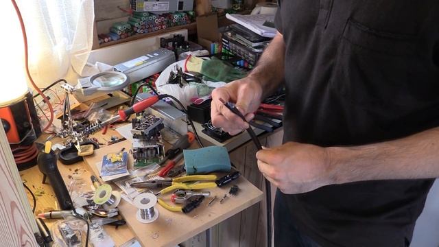 MPT-7210A MPPT Solar Charge Controller Testing Part1/4 смотреть онлайн
