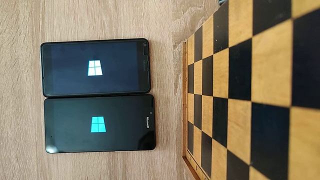 Microsoft Lumia 640 vs 950 Windows 10 Phones (Boot test) a Rarity смотреть онлайн