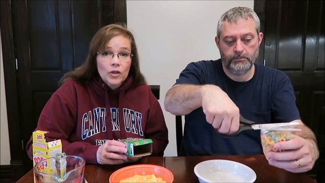 Apple Jacks & Corn Pops Cereal Review смотреть онлайн