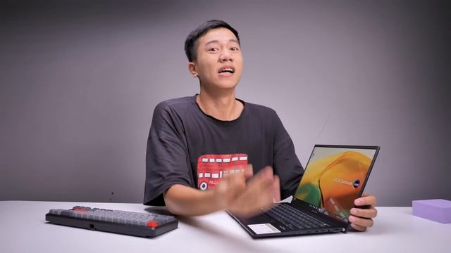 Laptop Windows mà PIN trâu như M1 - AMD mới bá thật - Asus Zenbook 14 OLED смотреть онлайн