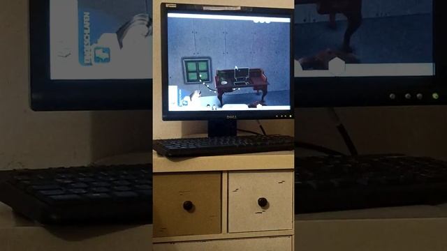 Sims 4 auf MacBook oder PC roomtour und Geld Cheat erklärt смотреть онлайн