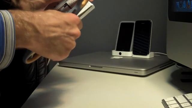 Unboxing OSX 10.6 Snow Leopard Family Pack смотреть онлайн