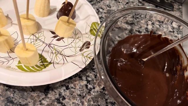 Apples and Bananas in Chocolate смотреть онлайн