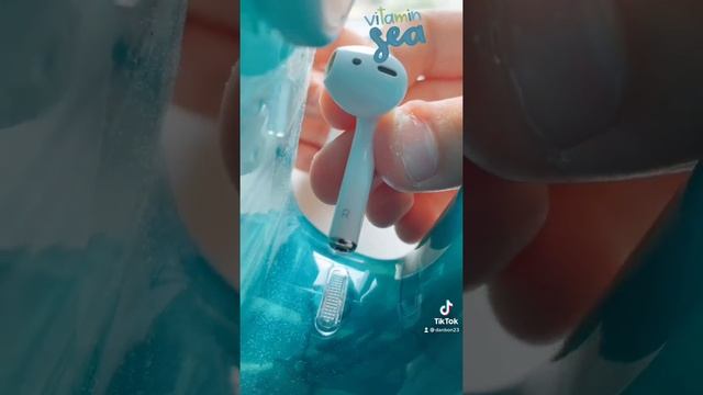 Обзор моих AirPods !!! смотреть онлайн