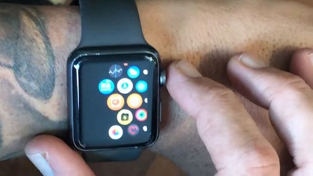 Vídeo Apple Watch S1 42mm смотреть онлайн