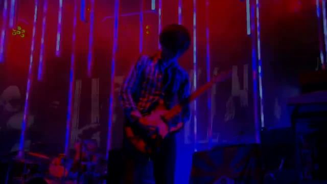 Radiohead - Paranoid Android (Live @ Reading Festival 2009) смотреть онлайн