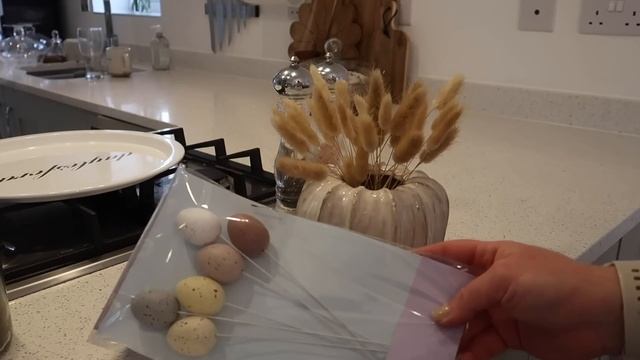 SPRING SPEED CLEAN & DECORATE WITH ME 🥚🥕| CLEANING MOTIVATION UK смотреть онлайн