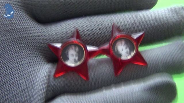 -Значок пластмассовый , с бумажным портретом Володи Ульянова Пионерская Пластиковая .#648 смотреть онлайн