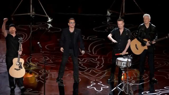 This Vintage Ad Perfectly Spoofs The U2 And Apple Collaboration смотреть онлайн