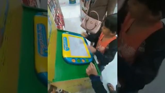 WINDOW SHOPPING SA TOY KINGDOM MEGAMALL смотреть онлайн