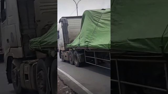 VOLVO FH 12 SIBA SURYA смотреть онлайн