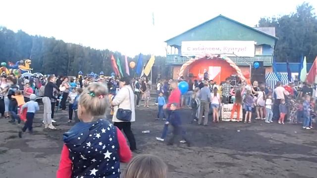 Шоу мыльных Пузырей на День Куйтуна