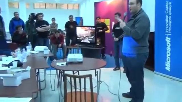 HackathonYAN 2012 Windows 8 Kinect Air Combat Game by X TECH and LionSharp смотреть онлайн