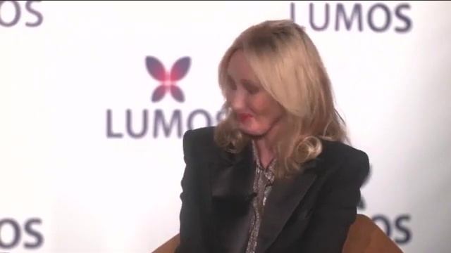 Facebook Live: J.K. Rowling in conversation with Lauren Laverne смотреть онлайн