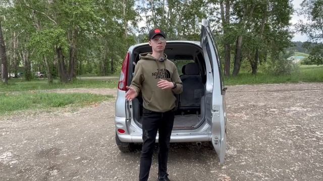 TOYOTA FUNCARGO (ФУНТИК)