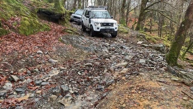 Explore Wales Greenlanes  #landrover #landroverdiscovery #greenlaning #offroad #camping #discovery4