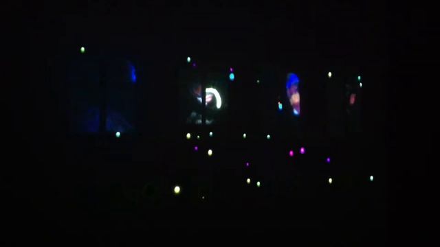 'Rewilding' Film Projection art, 4 screens, creature masks, music: 'Los Preserve' Sam & Holly Hoo смотреть онлайн