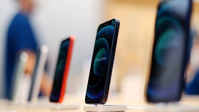 Apple Tech Support Staff Urged to Stay Mum on iPhone 12 Radiation Issue смотреть онлайн
