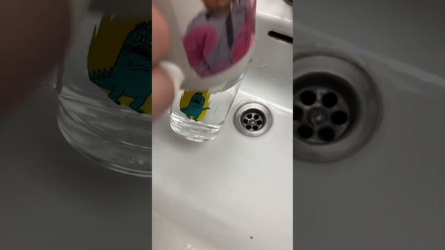 Тестирование UV DTF наклеек постоянного брендирования на воздействие высокой температуры