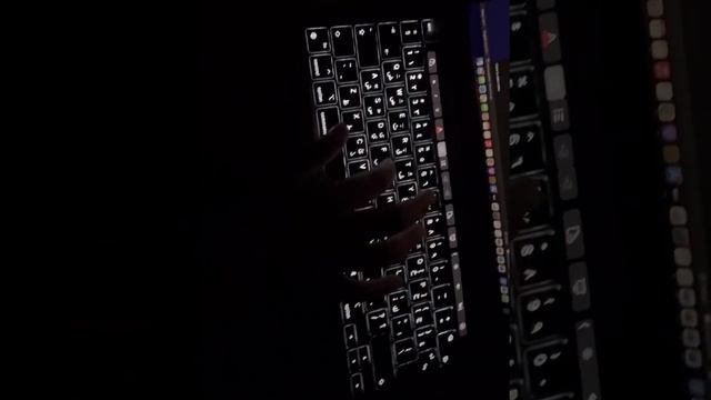 2019 MacBookPro keyboard typing ASMR смотреть онлайн