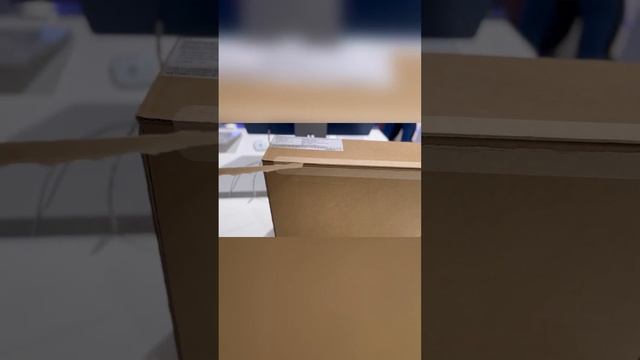 First time visit to India's First Apple store in Mumbai - BKC || purchased macbook ???? смотреть онлайн