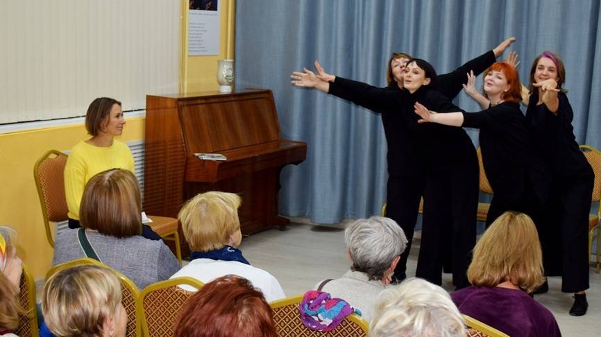 «Белеет парус одинокий». Спектакль Мастерской Playback-театра смотреть онлайн