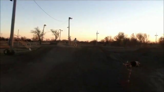 Roost and Whips -- Riding Dirt Bikes with Dad at Jeeps Motorcycle Club смотреть онлайн