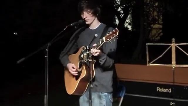'Windows' Live at Brasenose Arts Festival, Oxford. Song 2 of 4 смотреть онлайн